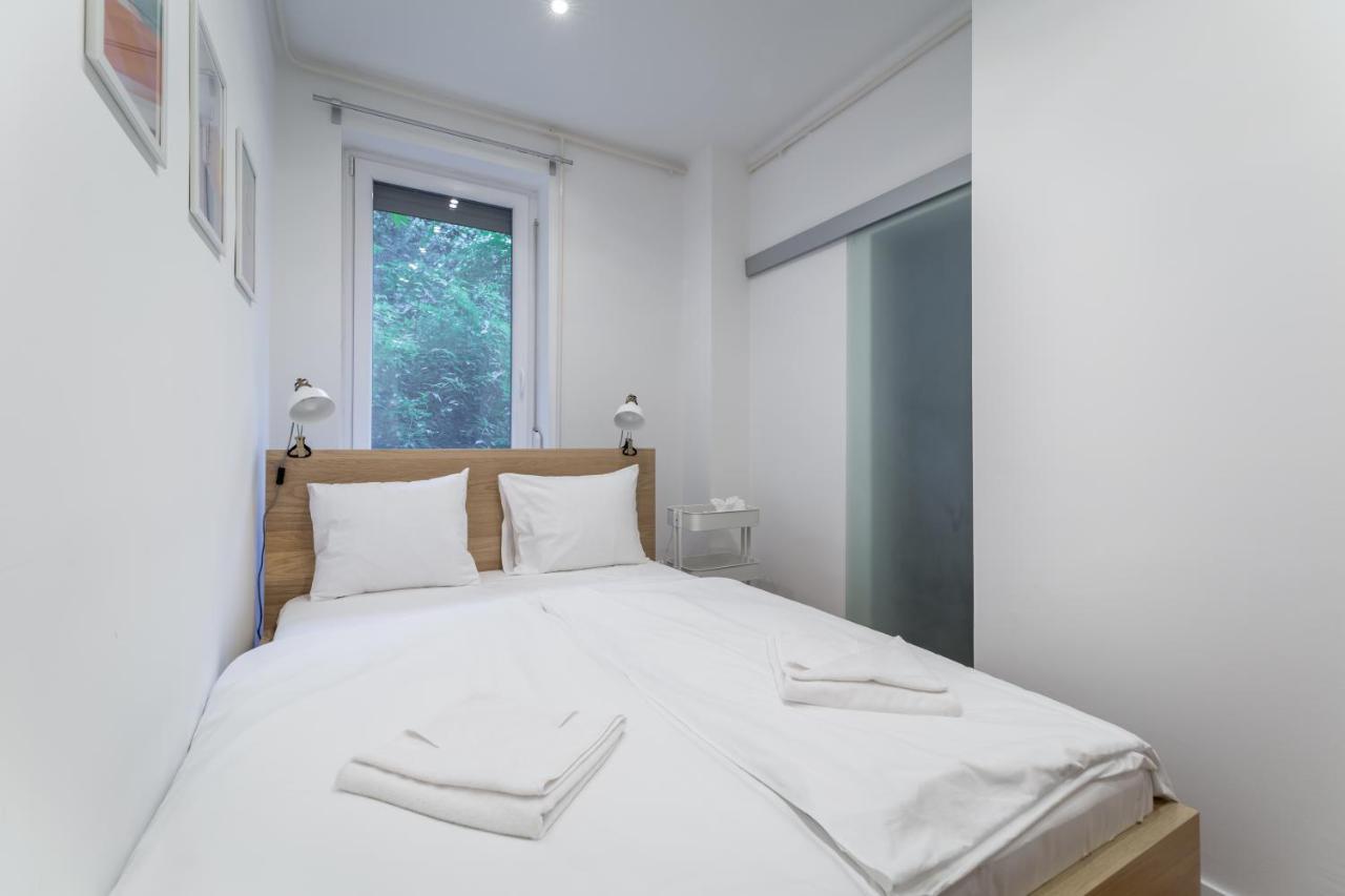 Lejlighed Bpr Oaktree With Small Garden Budapest
